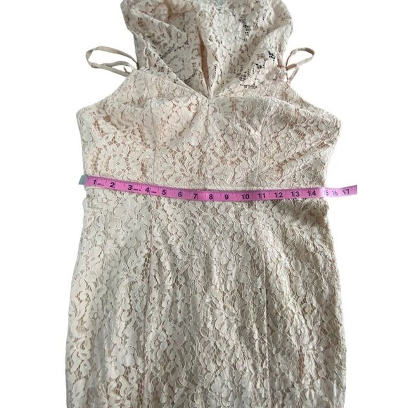 LULUS Women Caterina Maxi Dress Sz M Light Pink Eyelet Elegant Event Party 7-3 - Picture 11 of 16